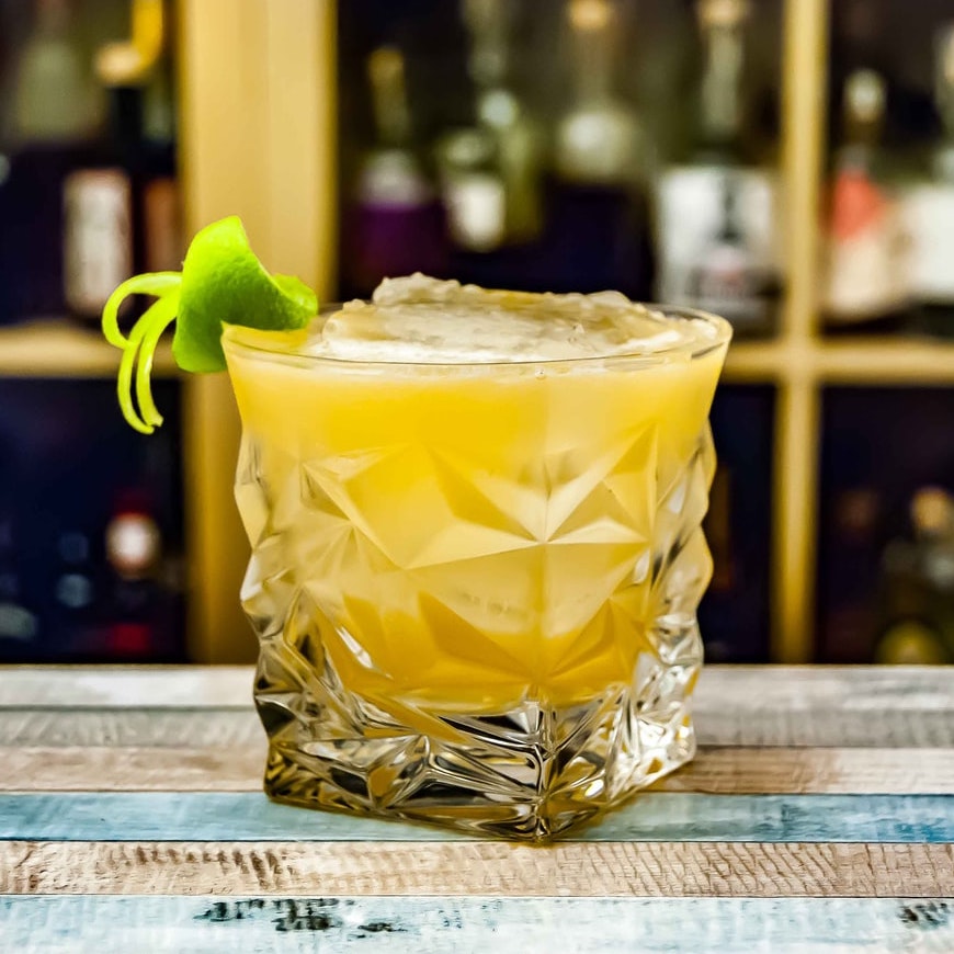 Whiskey Sour: 